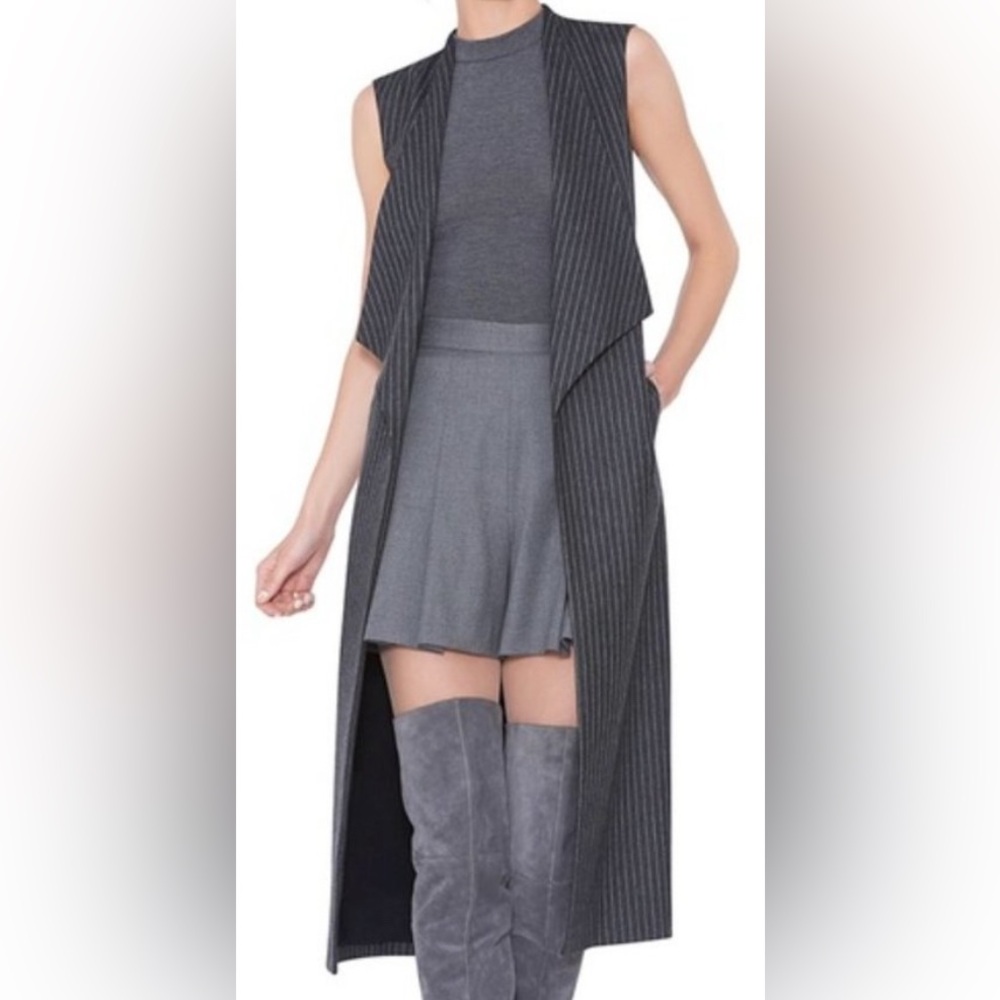 Alice + Olivia Keaton Long Grey Stripe Vest